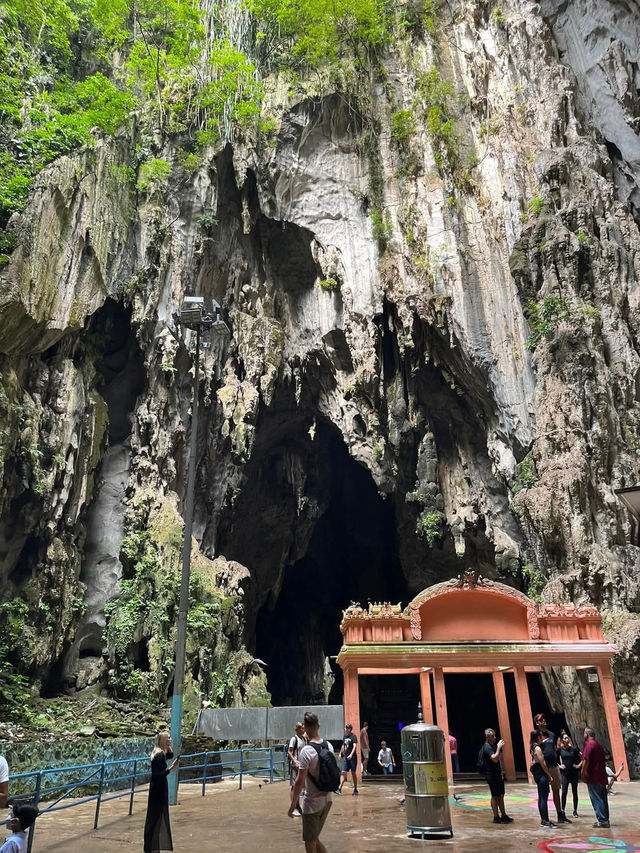 Batu Caves – Iconic and Free to Visit 