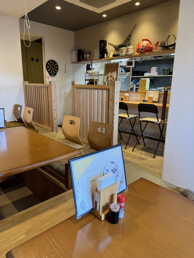【福岡グルメ】新鮮なお刺身が自慢の定食屋さん🐟