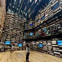心踊る図書館！？