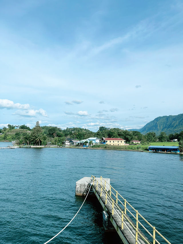 “Samosir and Lake Toba Scenic Views”