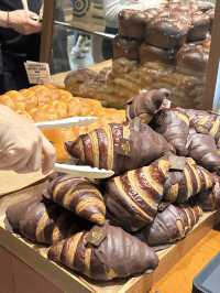 핫하디핫한 웨이팅 핫플 고디바베이커리 🍫🥐