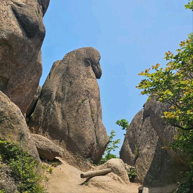 Climbed Munjangdae at Songnisan