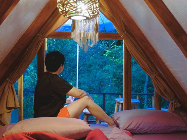 📍 The Hidden Falls ในสวนลับ