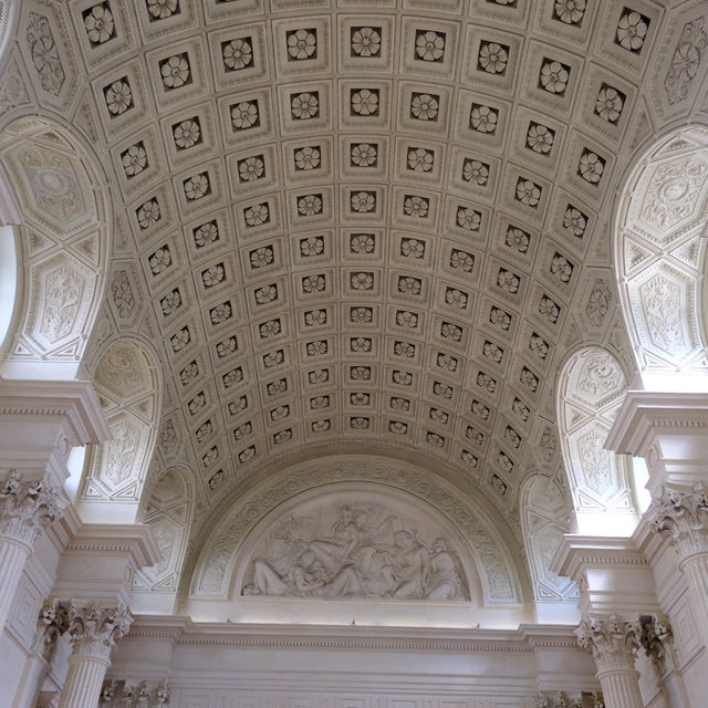 Paris | Palais Bourbon / Assemblée Nationale: A Free & Fascinating Visit! 🇫🇷🏛️