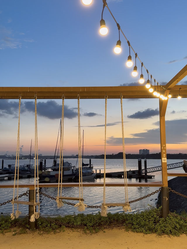 Johor Bahru’s Chillest Sunset Hangout: Marine Beach Bar Moments