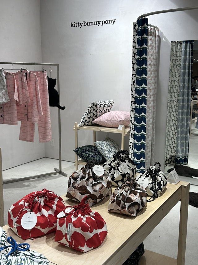 【NEWoMan新宿】初POPUP kitty bunny pony（キティバニーポニー）