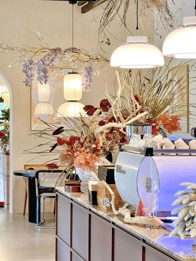 Café De Nicole’s Flower Singapore