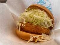 🍤 Shrimp Surprise & Cozy Vibes – MOS Burger Aomori Yanakawa Review