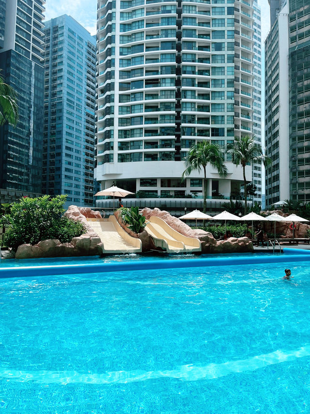 “Perfect Summer Staycation at Renaissance Hotel”