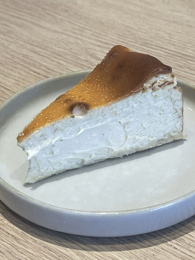 Norma Cafe คาเฟ่ย่านลาดพร้าว สไตล์มินิมอล