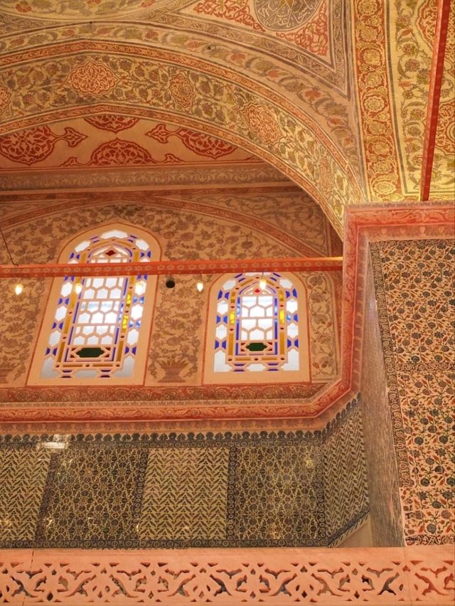 【必見👀圧巻の装飾】トルコ🇹🇷イスタンブールのブルーモスク