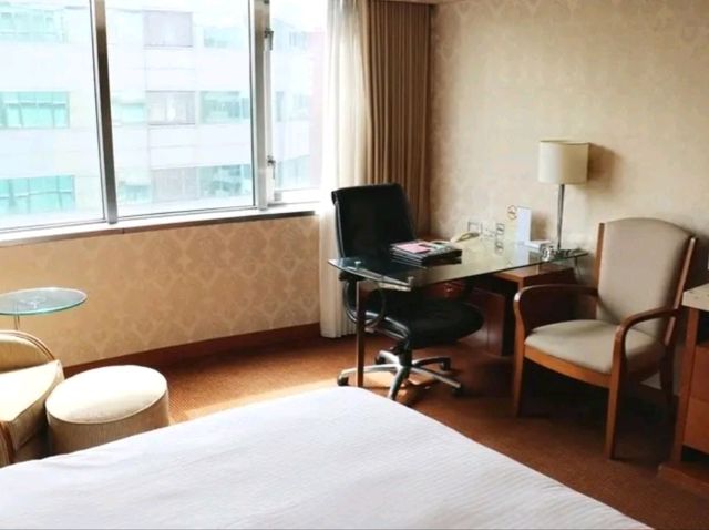 親子旅遊與日客首選飯店，貼心服務、地點便利、停車無憂。