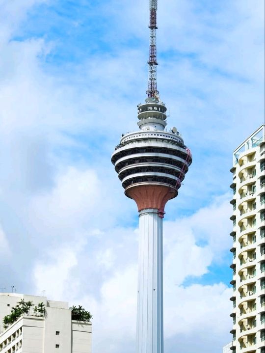 🏙️ KL Tower (Menara Kuala Lumpur) 
