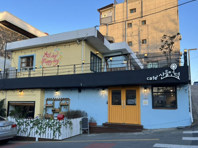 🌿 드라마 감성 가득! 대구 수성구 ‘카페 산들언덕’ 