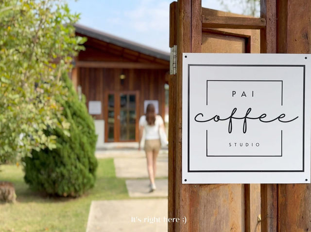 🌾☕ Pai Coffee Studio – จิบกาแฟกลางทุ่ง ที่ปาย