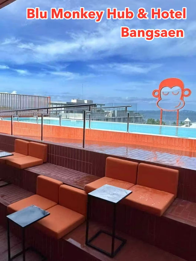Blu Monkey Hub & Hotel Bangsaen โรมแรมสวยบางแสน