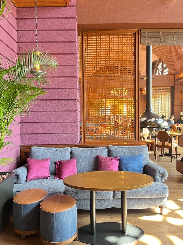 🏖️ 오션뷰 리조트로 힐링 – 더 루이간스 스파 & 리조트 (The Luigans Spa & Resort)