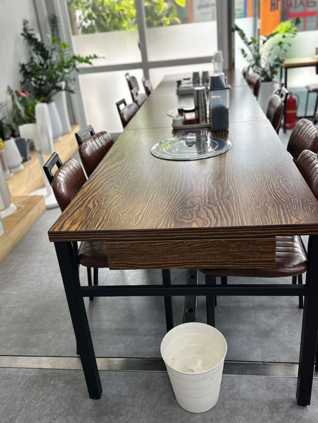 🥢 밑반찬 먹으러 가는 집
