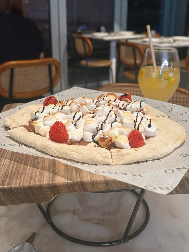 喺海邊食Pizza