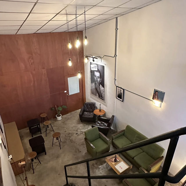 Vintage Chill & Creative Brews – My Visit to Lucas.HDY Café, Hat Yai