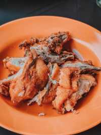 Crispy Legend in Pudu – The Famous Fried Chicken at 四眼仔胜利炸鸡