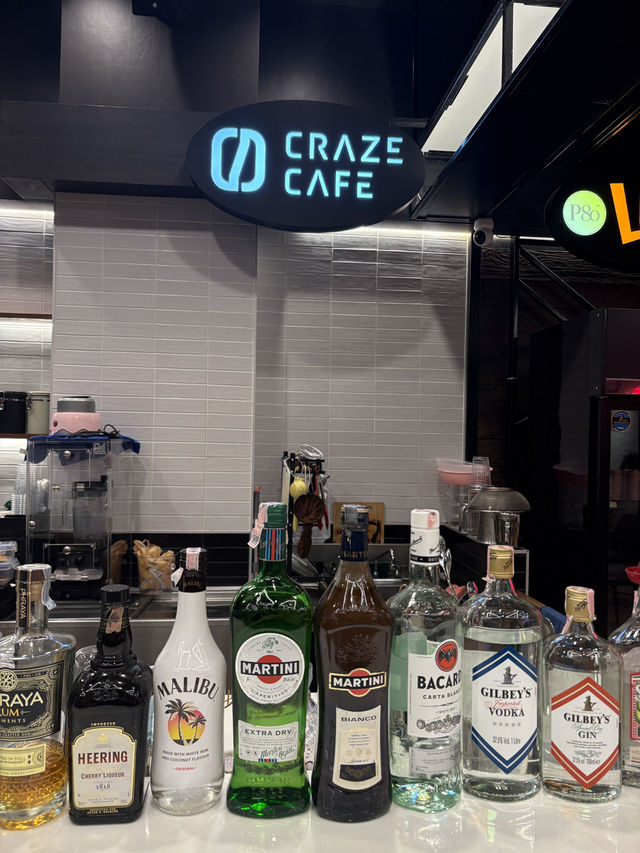 Crazy Cafe in Jungceylon Patong