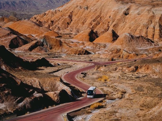 🌈⛰ Zhangye Danxia: China’s Natural Rainbow Mountains 