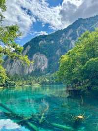 Beautiful Jiuzhaigou: Nature’s Painted Valley