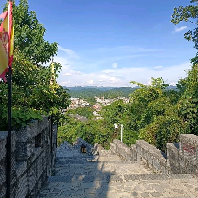 Stone Walls and Living History, Exploring Qingyan Ancient Town Stone Walls and Living History, Exploring Qingyan Ancient Town