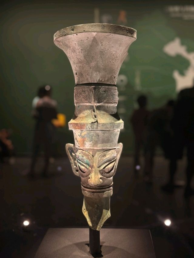 走進三星堆✨️闖入一場穿越三千年的夢。