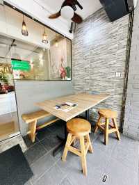 Chill Vibes and Great Brews at Good Blue Men, Petaling Jaya