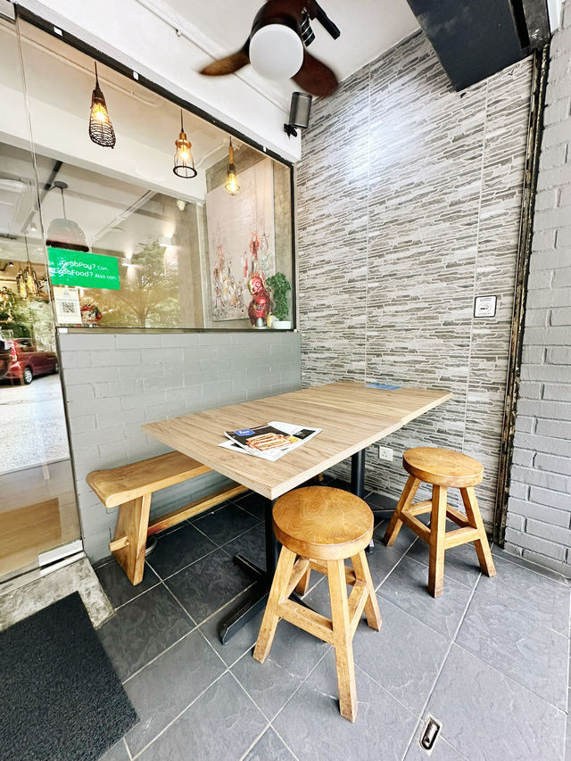 Chill Vibes and Great Brews at Good Blue Men, Petaling Jaya