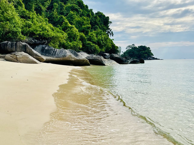 海浪聲,是大自然最溫柔的告白。 海浪聲,是大自然最溫柔的告白。