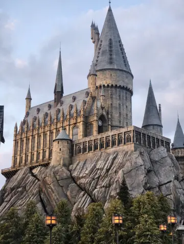 Magical Moments at Osaka's Universal Studios Japan: Hogwarts Castle