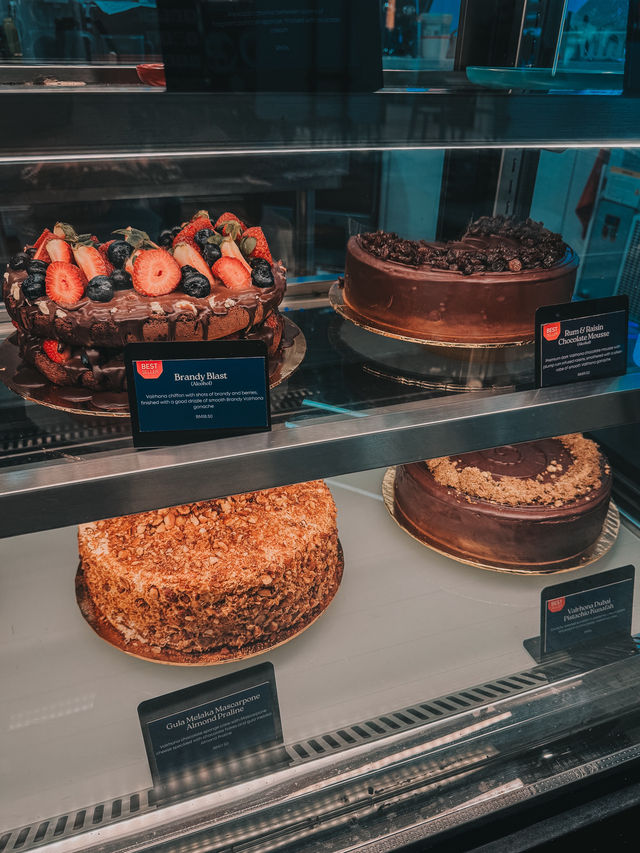 Swich – Decadent Cakes and Desserts That Wow at Sunway Pyramid