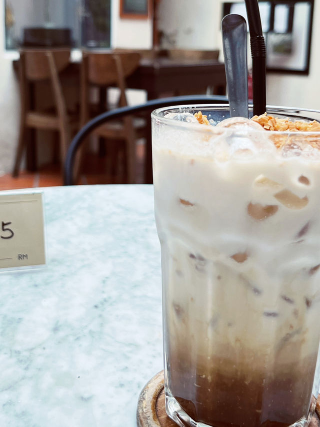 ☕️ Café Diem Alor Setar: Where Kedah's Rustic Charm Meets Modern Coffee Culture! 🌾