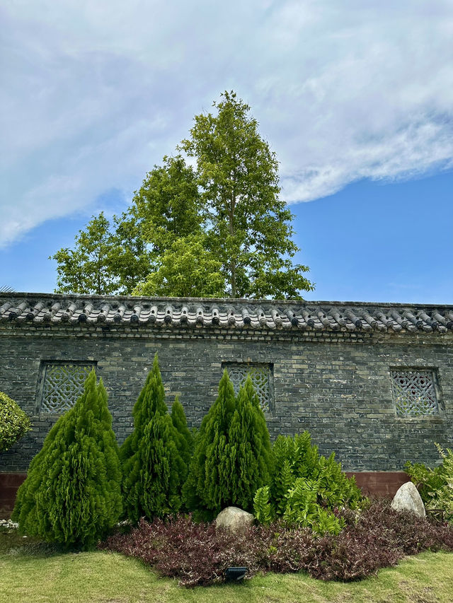 Sunny Escape🌞 Family-Friendly Fun at Anjung Floria Sunny Escape🌞 Family-Friendly Fun at Anjung Floria