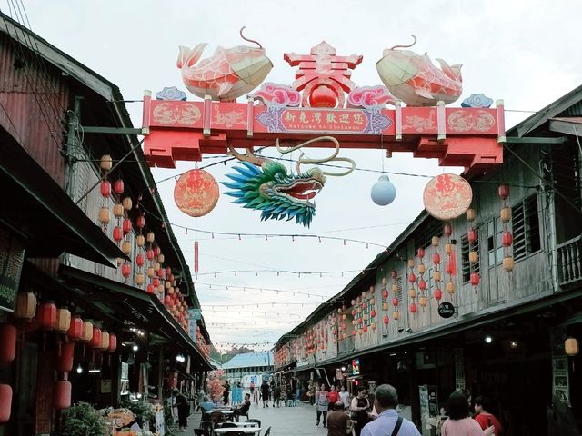 Siniawan Waterfront & Night Market