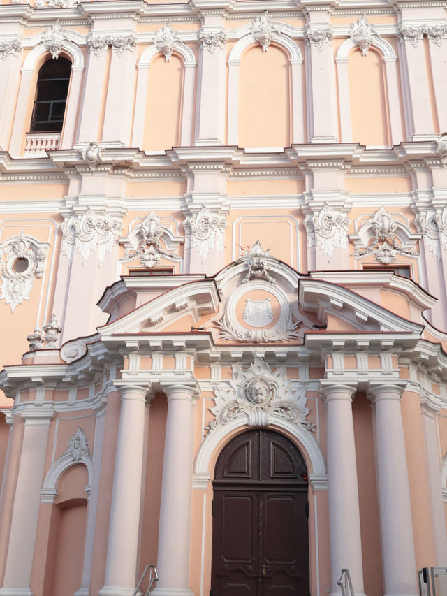 ヴィリニュスで可愛い教会を巡る1日プラン ヴィリニュスで可愛い教会を巡る1日プラン