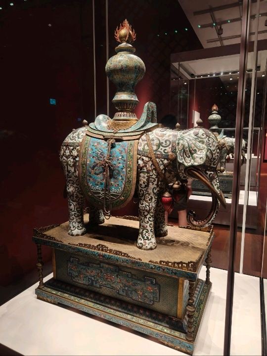 🏛️ 香港故宮博物院 | 古代中国への現代からの窓 | Trip.com 香港