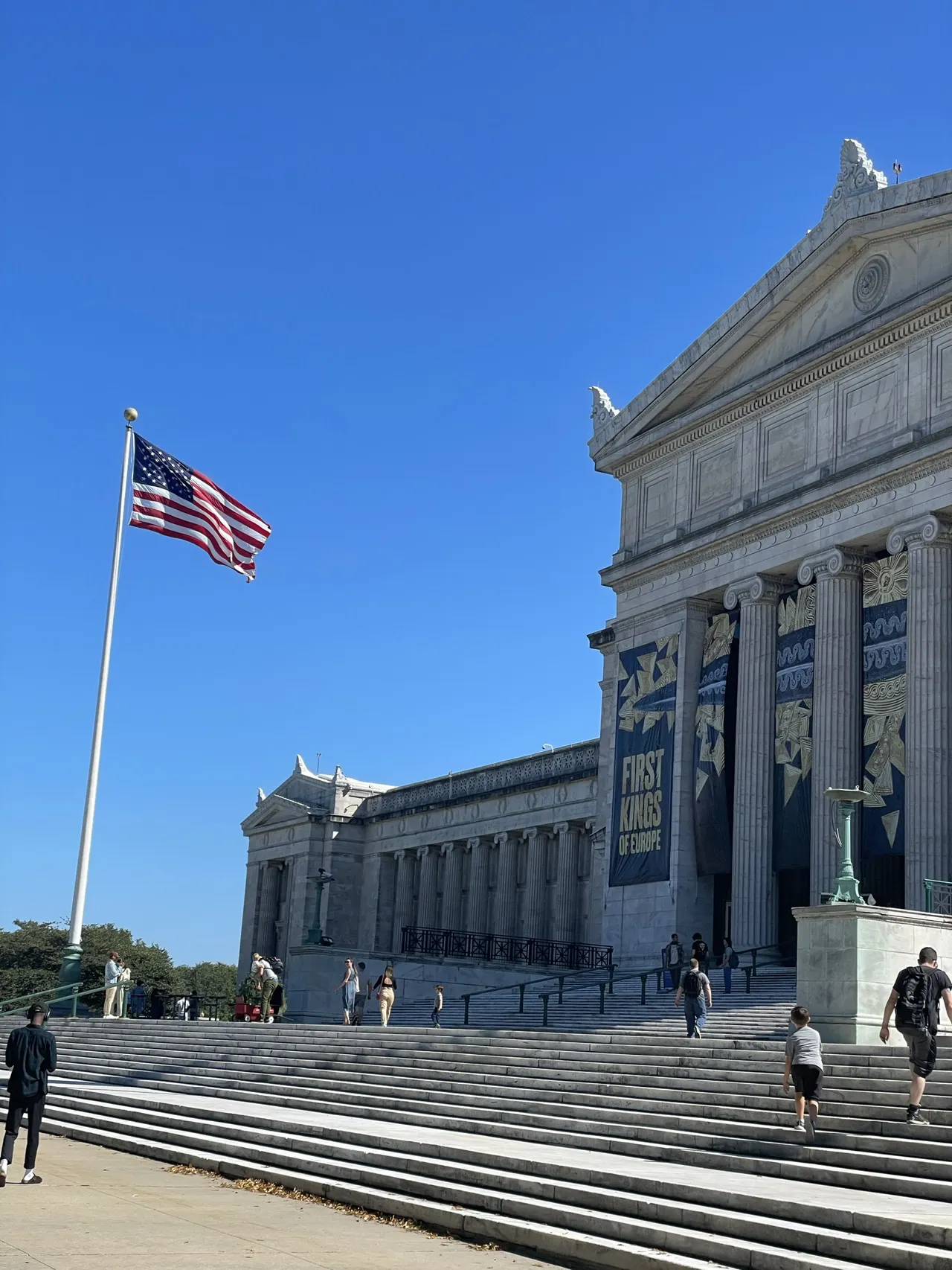 Step Back Millions of Years at Chicago’s Field Museum 🦖🌎✨🇺🇸