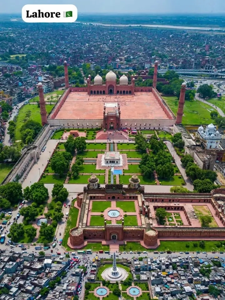 Pakistan’s Top 5 Must-Visit Cities for Travelers 🇵🇰✨