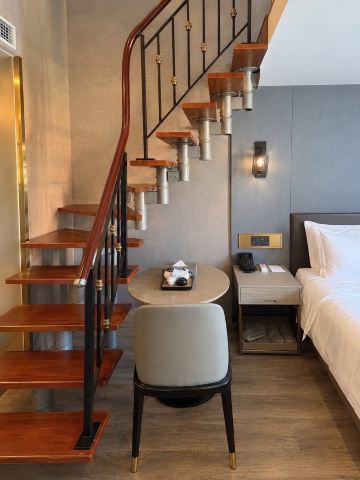 🇨🇳 Group of 4 friends, save this! Shanghai accommodation for only 675 THB per person per night 🏨