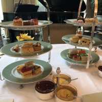 Afternoon tea at The Peninsula 