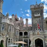 캐나다 부촌 근처에 있는 casa loma