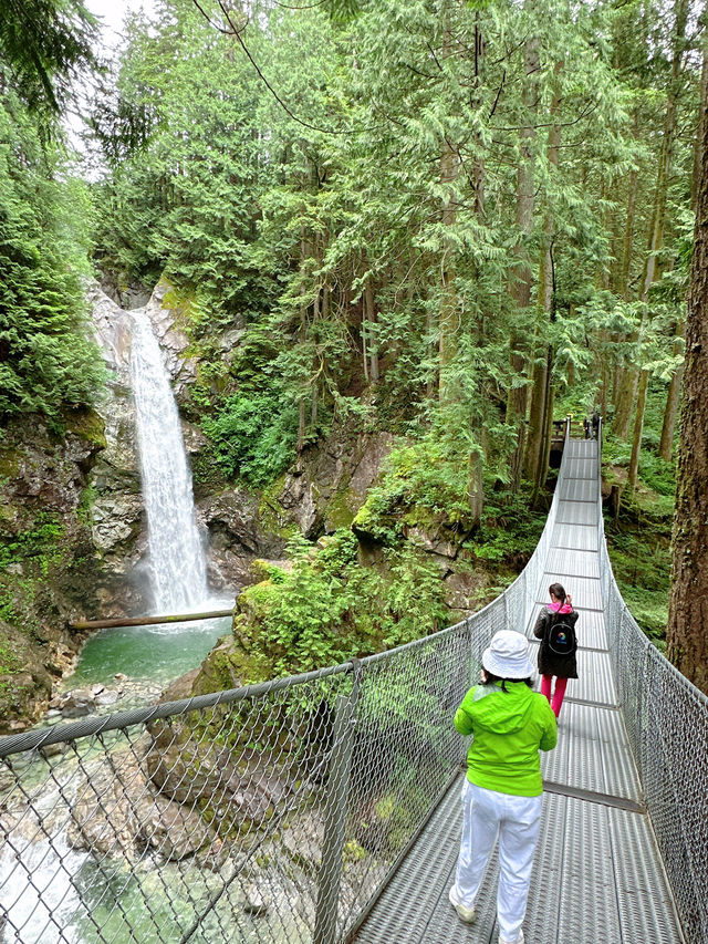 🇨🇦Vancouver근교에 시원하고 맑은 폭포Cascade falls regional park  