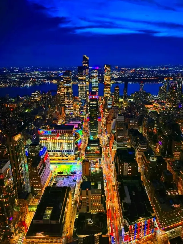 Night Life in NYC – Empire State Building and Times Square