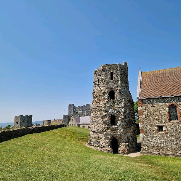 🏰 Discovering Dover's Roman Pharos: A Historic Gem 🕯️