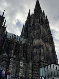 Cologne: A City of Culture, History, and Riverside Charm 