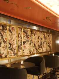 Madrid | The impressive restaurant and bar of Four Seasons 